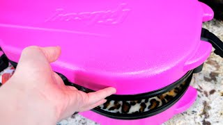 Video thumbnail for A "New" Pickup Is On This Guitar! | 2023 Gibson Billie Joe Armstrong Green Day Les Paul Junior by The Trogly's Guitar Show