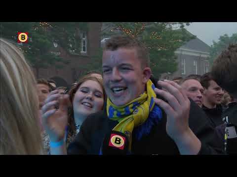 RKC-supporter tijdens huldiging