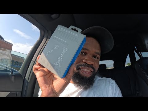 Mu Dills going #gopro  shopping testing out new camera 