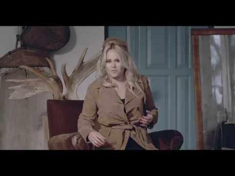 Iza Kowalewska "Los jak zegar"