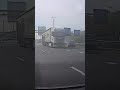 VRACHTWAGEN is GEVAAR op de weg | #shorts