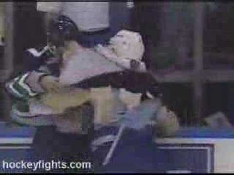 Kelly Chase vs Tony Twist
