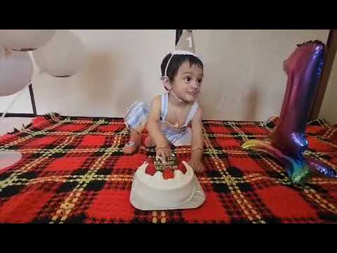 Suvan baby 1st birthday cake smash ♥️♥️