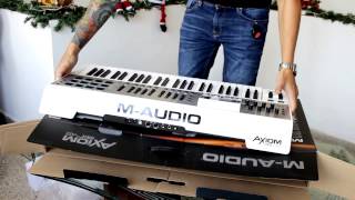 Video thumbnail for M-AUDIO - Axiom AIR 49 (Unboxing) by WILLSIDE