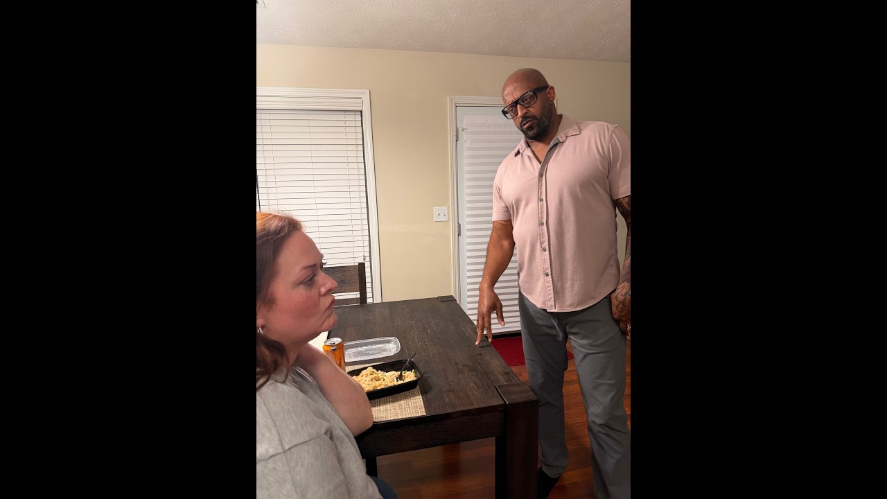 Bethany calls Larry an idiot and he starts going in on her!