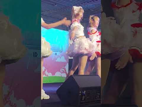 230729 (Puifaii Fancam) Sumomo - Shidare Yanagi @ Aidoru Festival - MBK Center