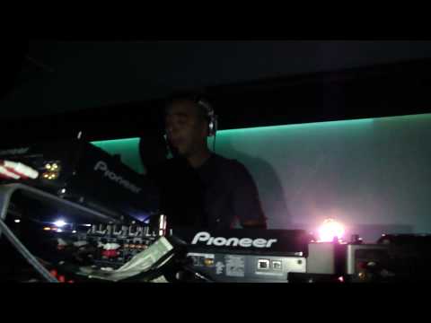 Erick Morillo @ Deko 5-13-2010  Sweet Disposition part 1.... so sick!