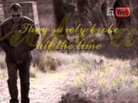 Hiding inside myself (Lyrics) - Kenny Rankin