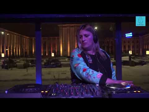 The Blue Oyster: B.Ti / 16.01 / 19 - 20