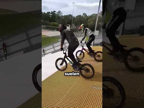 ¡Cuando un silbato falso lo arruina todo!