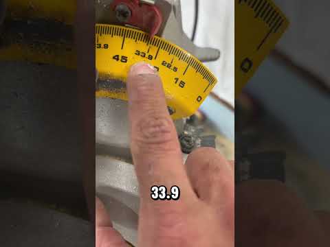 The easiest way to cut crown moulding! #diy #carpentry #remodeling #diyprojects