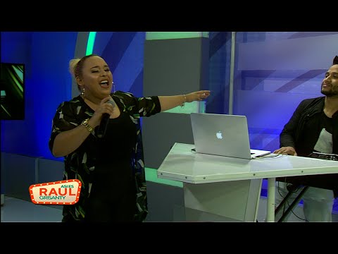 Elizabeth Suárez En Asi es Así es Raúl Grisanty