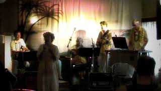 Download lagu Tropical Sound Group - Layu Sebelum Berkembang , world pop Indonesian ( music video) mp3