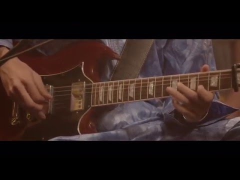 Nova Sessions : Tinariwen +IO:I