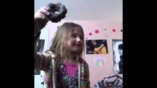 I knew you were trouble by Taylor swift(: