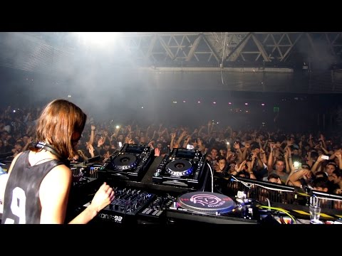 Nina Kraviz @ CoCoRiCò Winter Opening - 4/10/2014