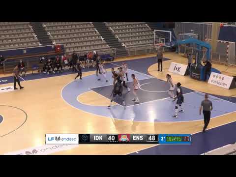 [Fundamentos] Spin Dribble - Shoulder Jab | Antonia Delaere | #IDK | #LigaFemenina |