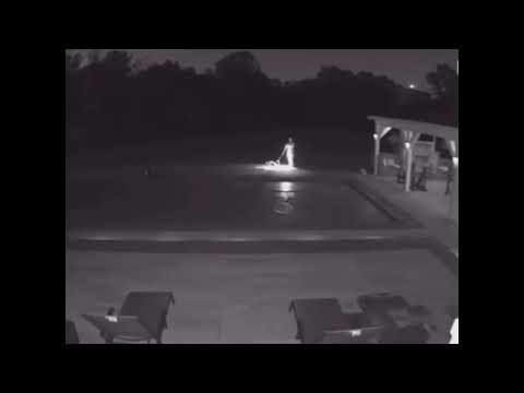 El sonido de un silbido azteca de la muerte | The sound of an Aztec death whistle at night