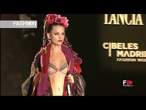ANDRES SARDA Fall 2011 Madrid - Fashion Channel
