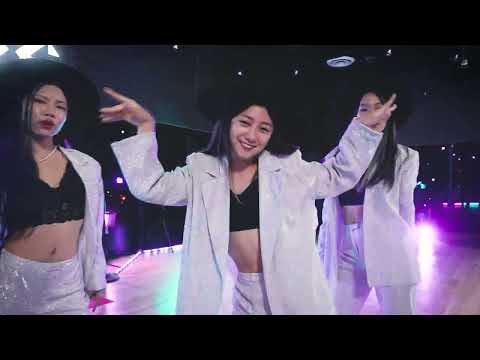 Attention - New Jeans | PERFORMANCE VIDEO | APP16