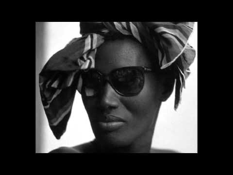 Grace Jones - Autumn Leaves
