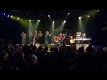 Huey Lewis and the News - Rhythm Ranch (Live at 25) - with commentary by Huey