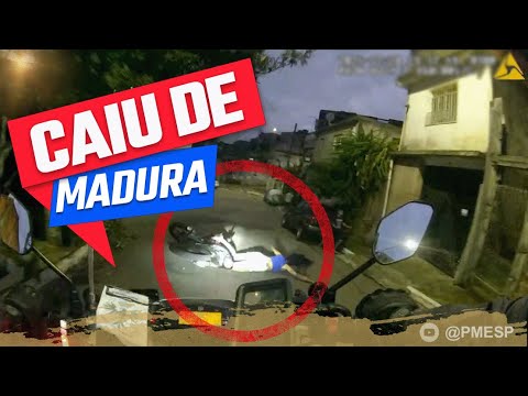 MULHER CAI DE MOTO APÓS TENTAR FUGA DA RPM