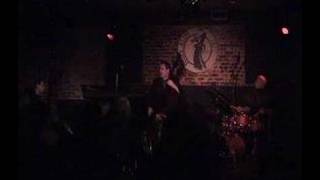 Brian Bromberg Trio Live "Maiden Voyage" Bass solo head out