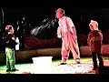 CLOWN CONC WATER AND GUEST