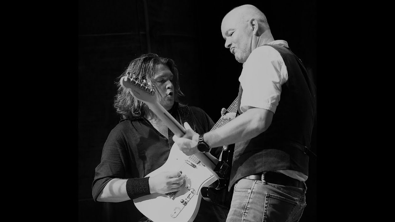 Status Quo Forever