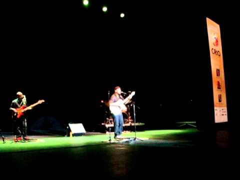 Fernando Anitelli e trio- Da Entrega