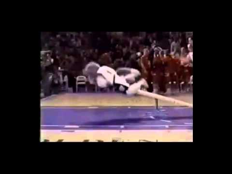 Top 10 NBA Mascot Dunk Bloopers (avi.)