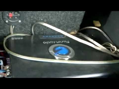 Planet audio ac4000.1d y kickers L7s 12"