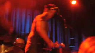 Pela - Song Writes Itself (live)