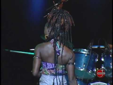 Dobet Gnahoré - Issa - Bridgestone Music Festival 2008