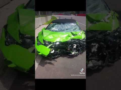Cuando tu Lamborghini se transforma en ñamborghini 🥴#lamborghini #autosexoticos #viralvideo