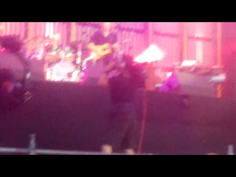Videoclip de Coffee & TV (Live in Hyde Park, London 02/07/2009) — Blur