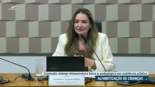 Alfabetização na idade certa precisa de cooperação de governos, aponta debate