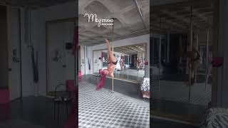 Pole Dance Aula - Mey Pole Dance Studio