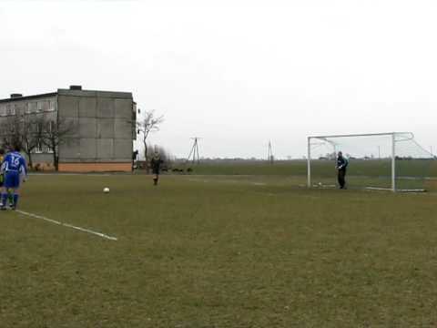 Rzuta karny z meczu Orzeł Goleszyn - Błękitni Gąbin