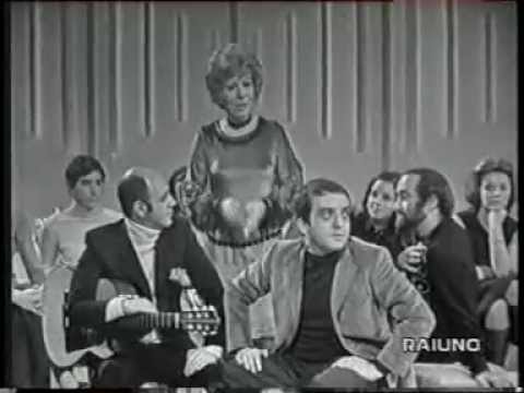 Lucia Mannucci e Lucio Dalla - Un bacio a mezzanotte da "Jolly" del 1970