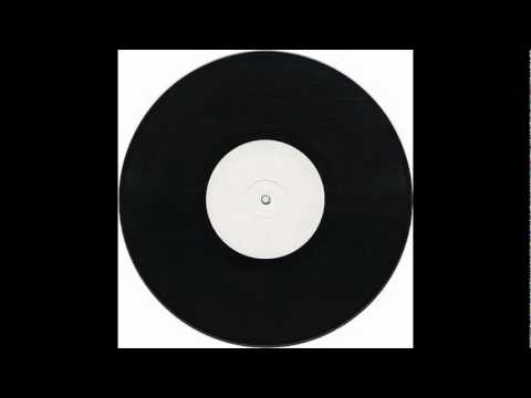 The Bug feat. Killa P and Flo Dan - Skeng