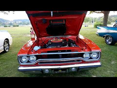1970 TOR RED PLYMOUTH ROAD RUNNER CONVERTIBLE