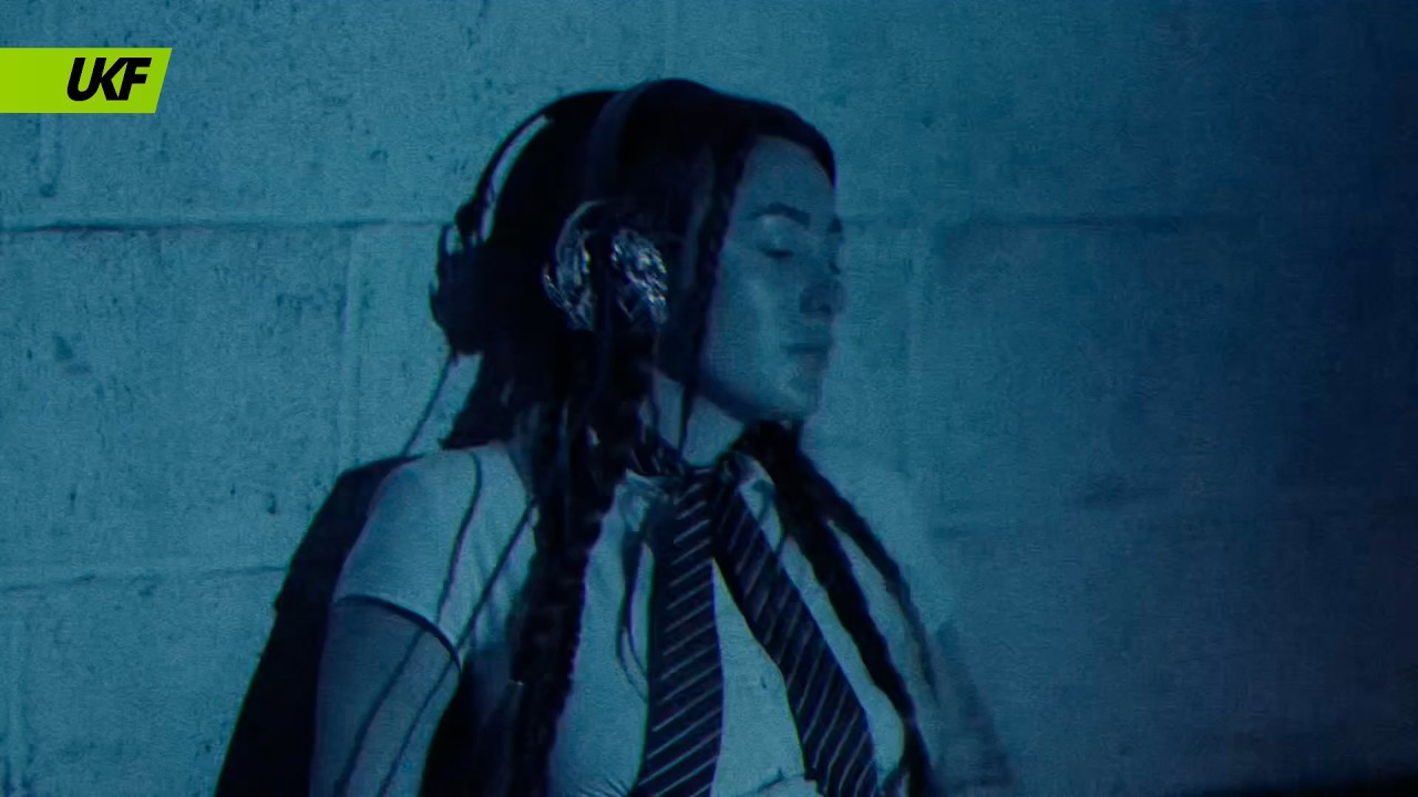 [IVY] - Vertigo (Official Visualiser)