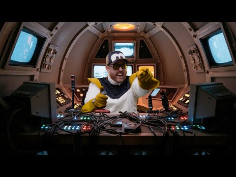 FLUOR - CSICSKA 2 - OFFICIAL MUSIC VIDEO