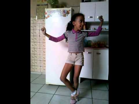 taina dançando bonde das maravilhas 