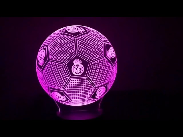 Vídeo relacionado con AIRUEEK Lampara Madrid, Luz de noche 3d, LED lámpara madrid niño regalos para Navidad, Cumpleaños, Comunión Futbol Lampara Personalizada Base de madera