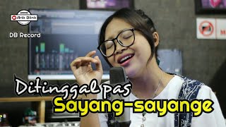 Download lagu DITINGGAL PAS SAYANG SAYANGE KERONCONG VERSION COV... mp3