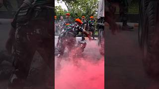 Download lagu Acara penutupan tradisi anggota baru masuk batalyon #kopasgat #ytshorts #airforce #tni #reels mp3