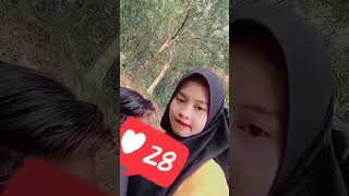 Download lagu Tebak lagi ngapain tuh ??? #shorts #hijab #jilbab mp3